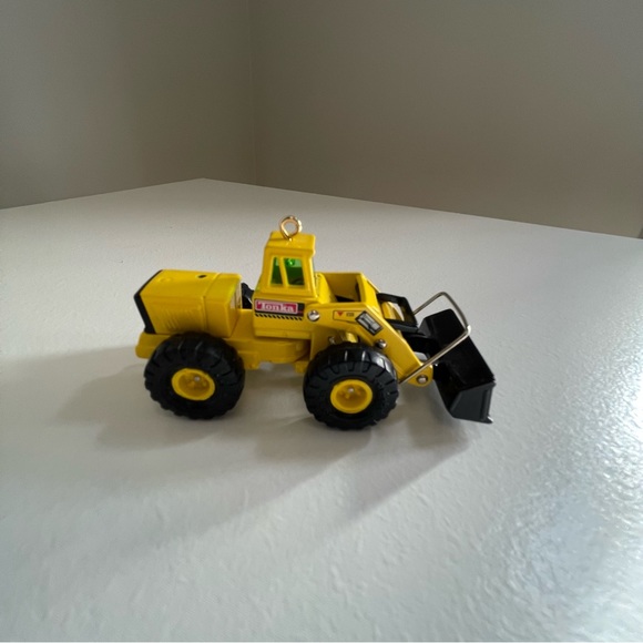 Vintage 1997 Hallmark keepsake Tonka mighty front loader ornament - Picture 8 of 12